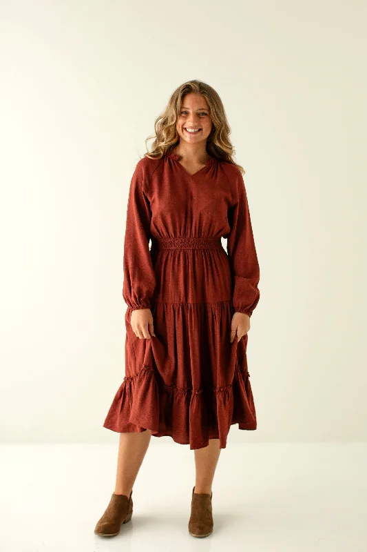 'Amber' Raglan Sleeve Tiered Midi Dress in Deep Rust