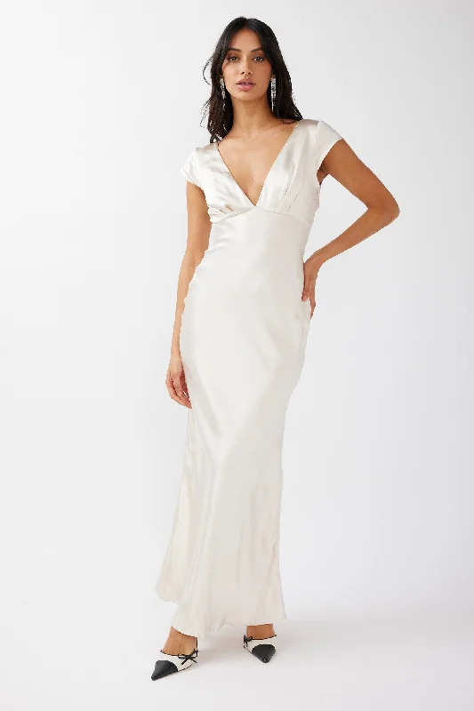 Lucinda V-Neck Twist Back Midi Dress Champagne