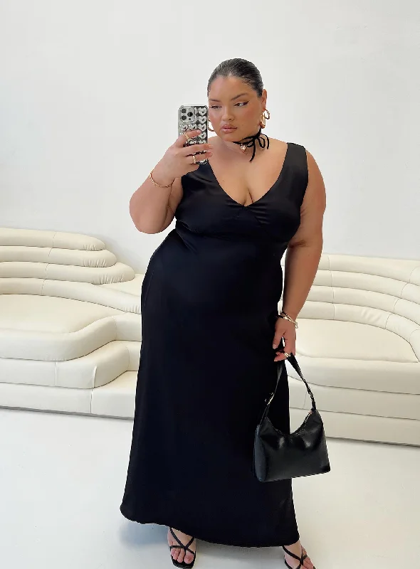 Lynsey Midi Dress Black Curve